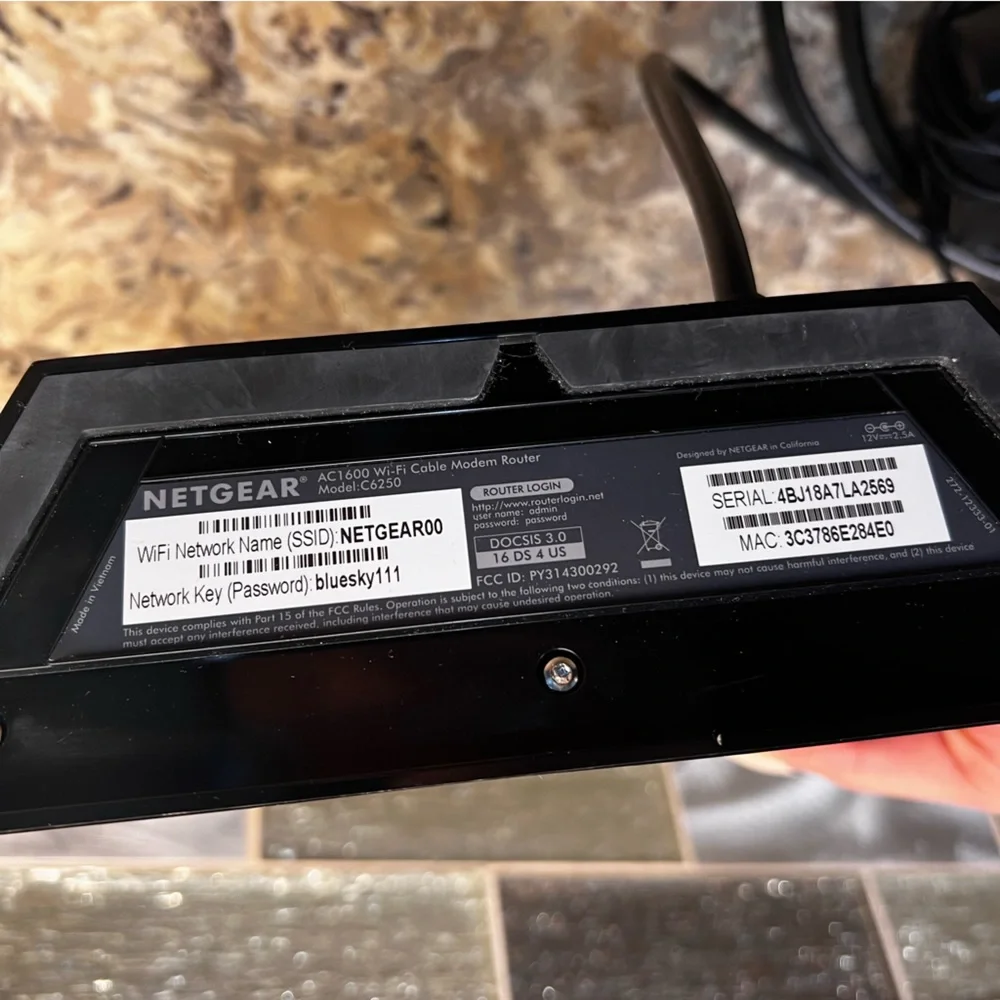 Netgear AC1600 WiFi Cable Modem Router - Picture 10 of 11